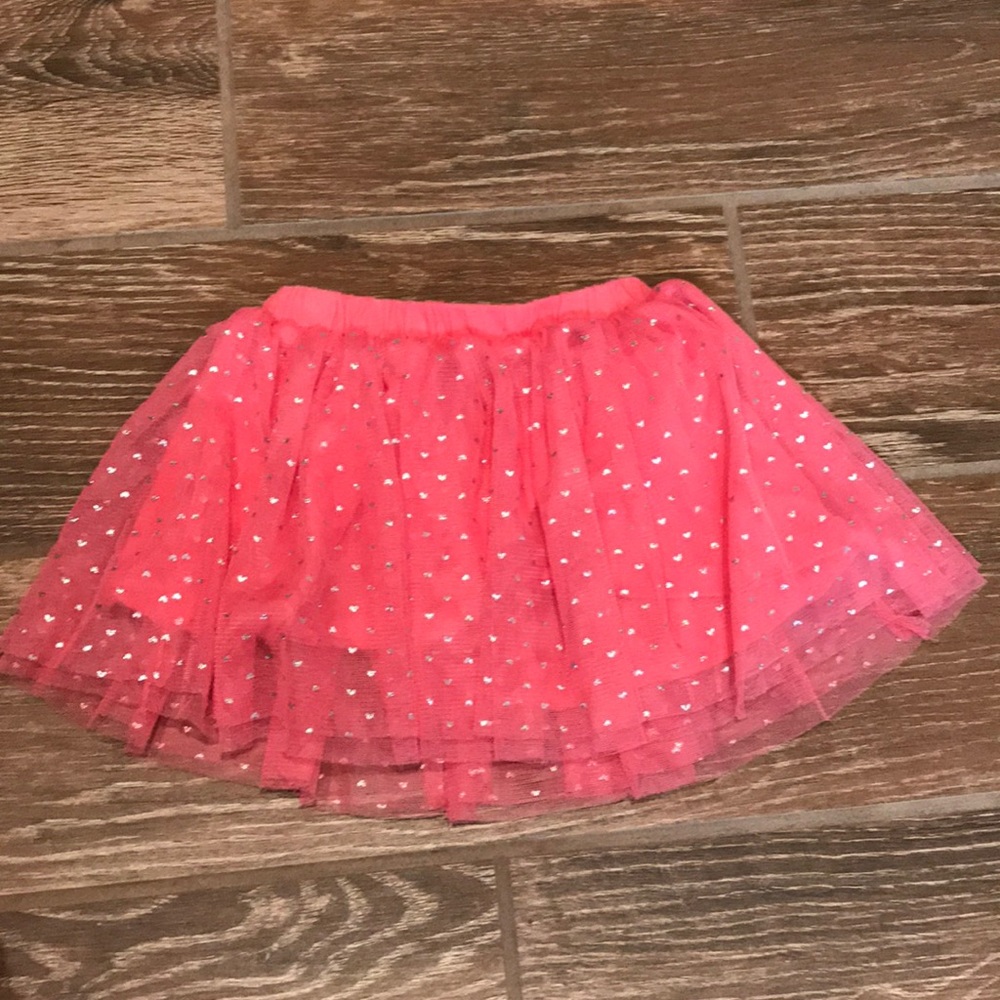 ⭐️ 2/$20 tutu skirt with silver hearts 24 Months